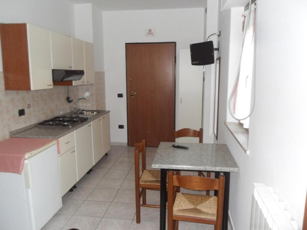 Hotel Ferrara San Benedetto del Tronto Kamer foto