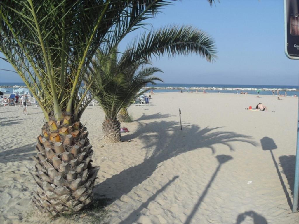 Hotel Ferrara San Benedetto del Tronto Buitenkant foto